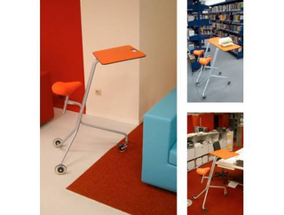 Illustration for article titled Scooterdesk to Open New Office Chair Racing Era